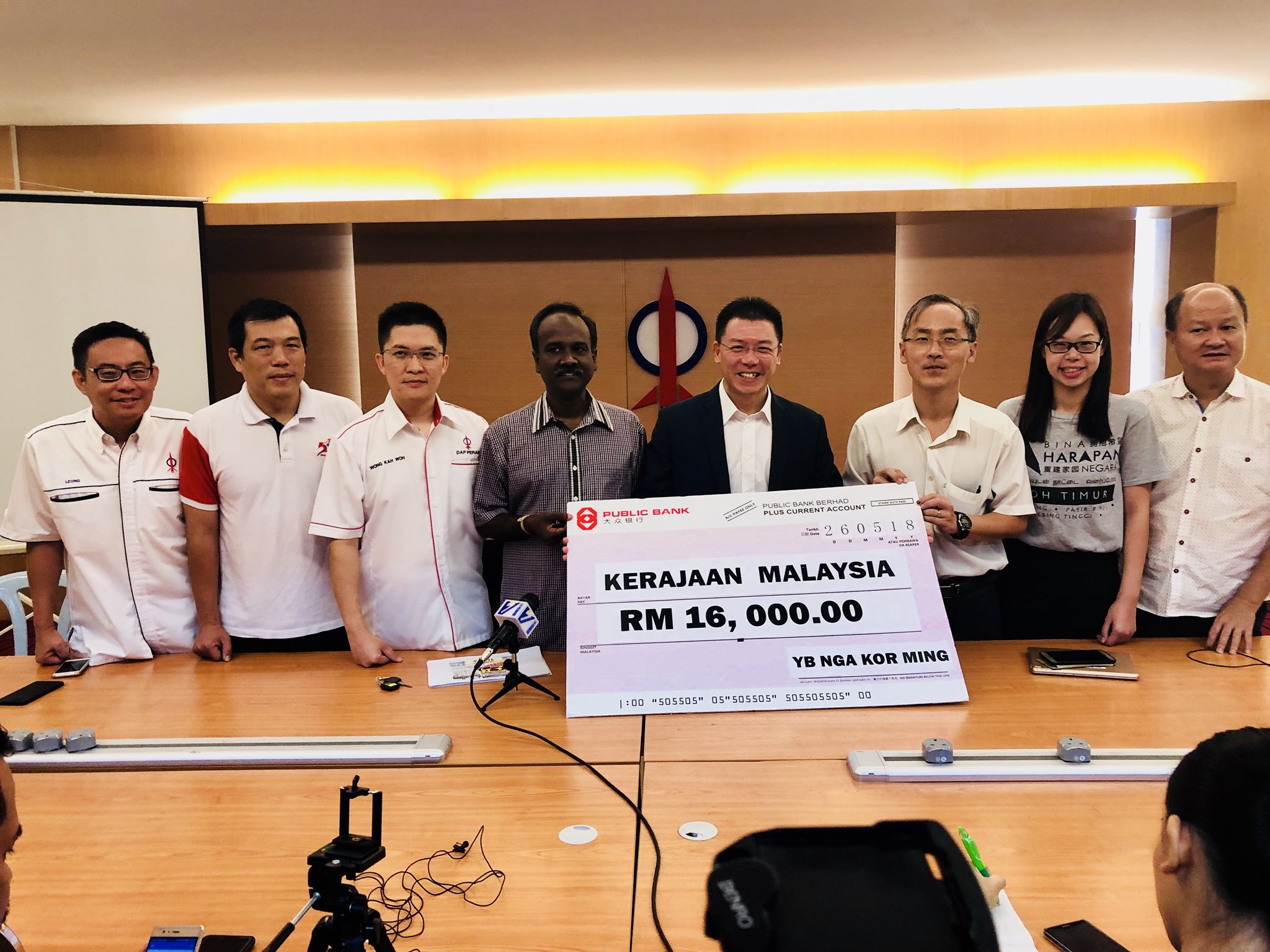 Empat Wakil Rakyat DAP Perak Sumbang Wang Gaji Bantu Bayar Hutang Negara