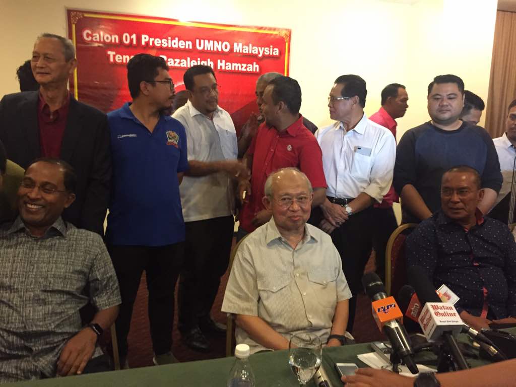 Dua Ahli Parlimen UMNO Khianati Mandat Rakyat – Tengku Razaleigh